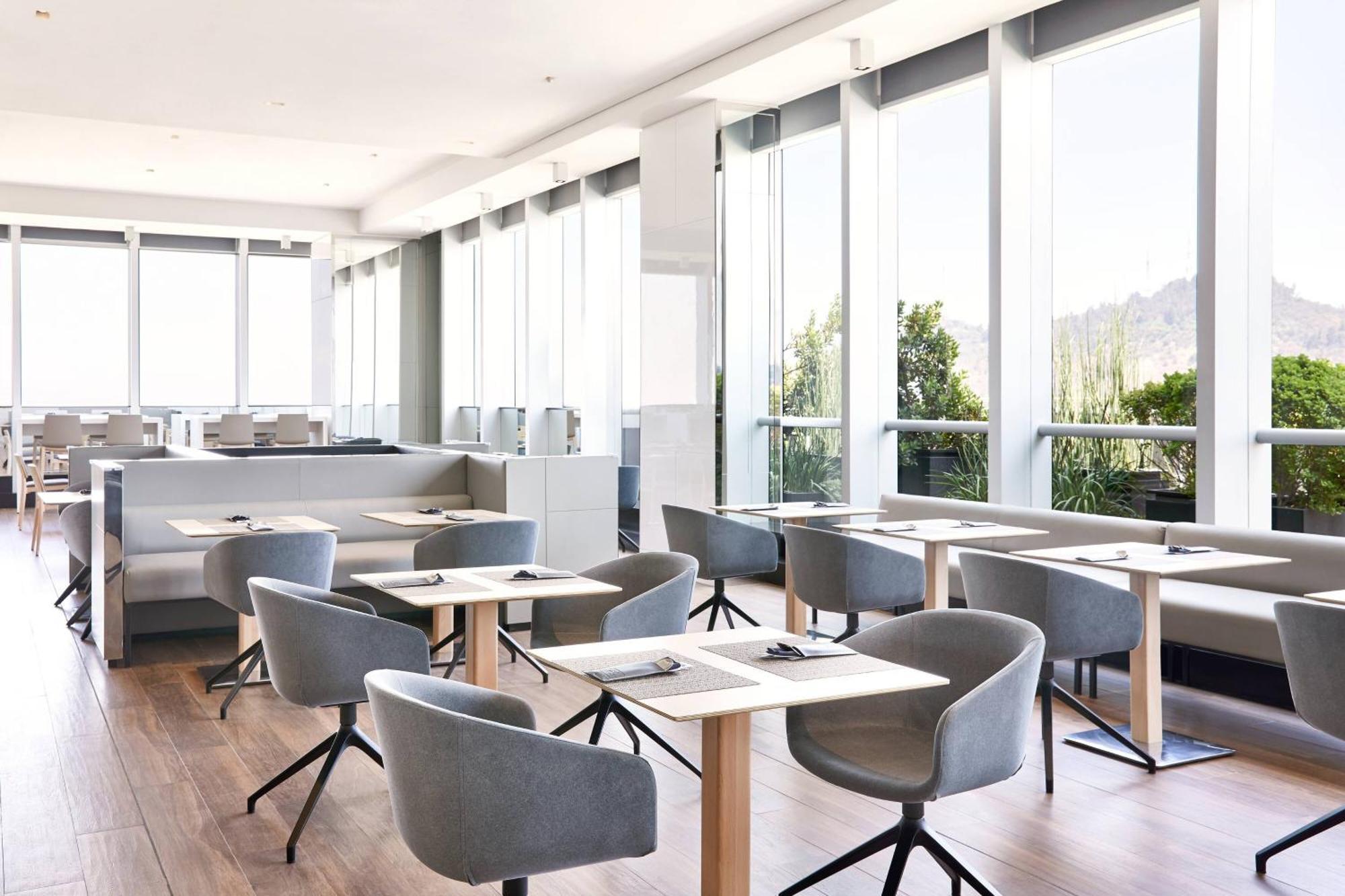 Ac Hotel By Marriott Santiago Cenco Costanera Zewnętrze zdjęcie